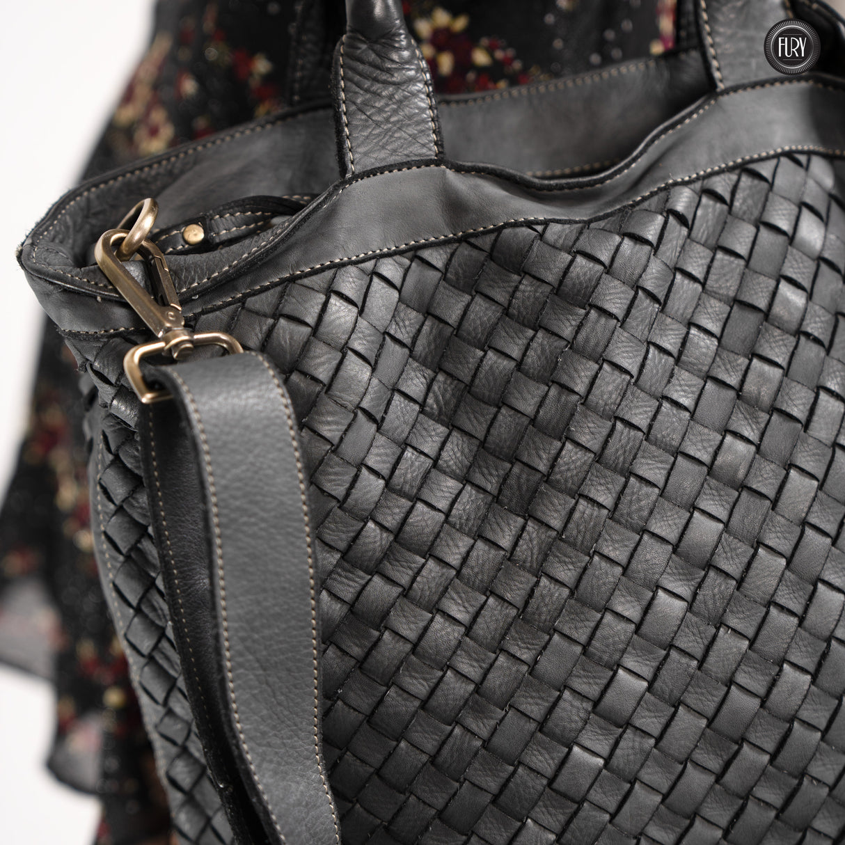 Borsa Virginia in pelle intrecciata