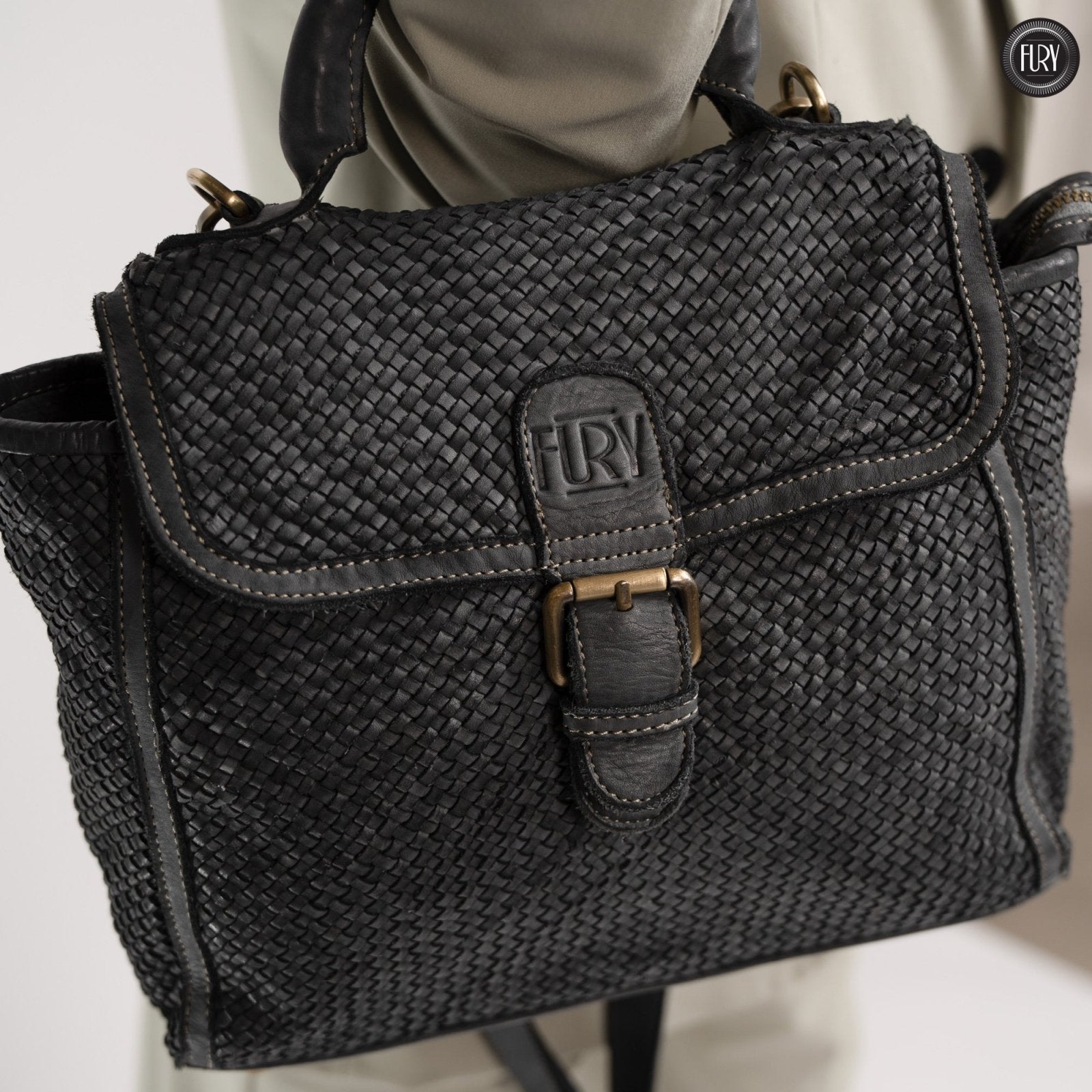 Borsa Camilla in pelle intrecciata - Fury