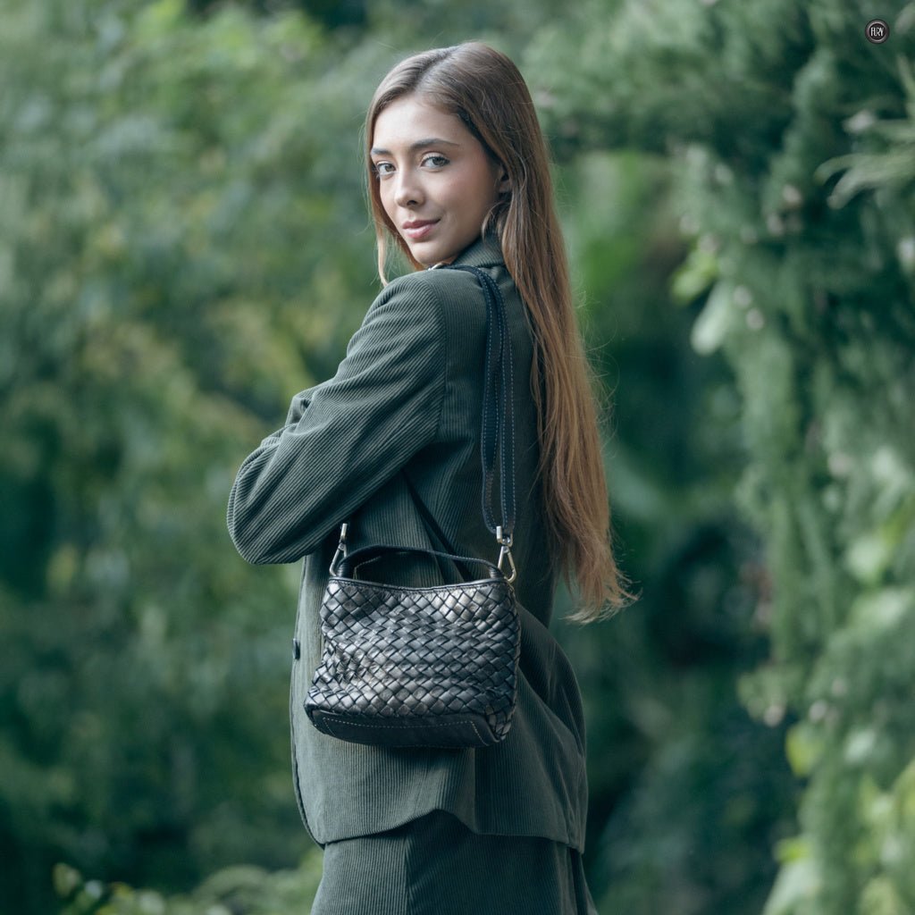 Borsetta Sibilla in pelle intrecciata - Fury