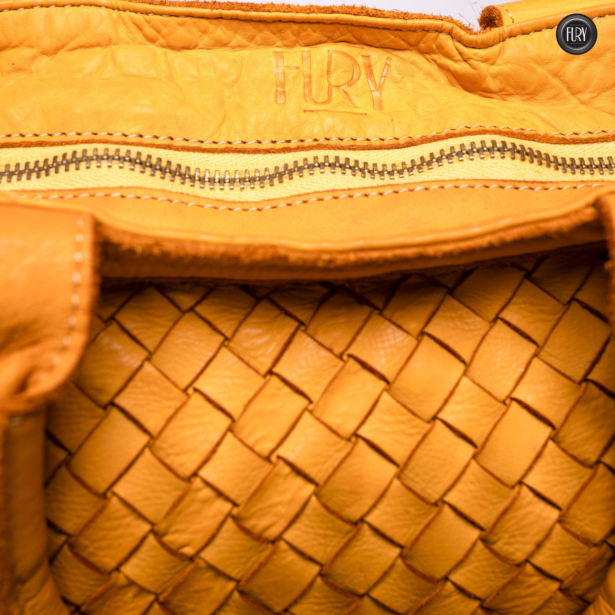 Borsa Virginia in pelle intrecciata