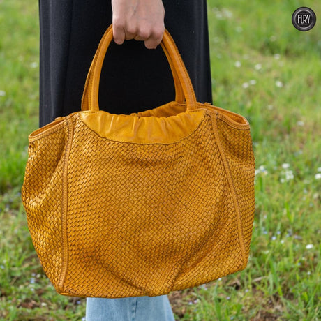 Borsa Prime in pelle intrecciata Fury Bags#colore_senape