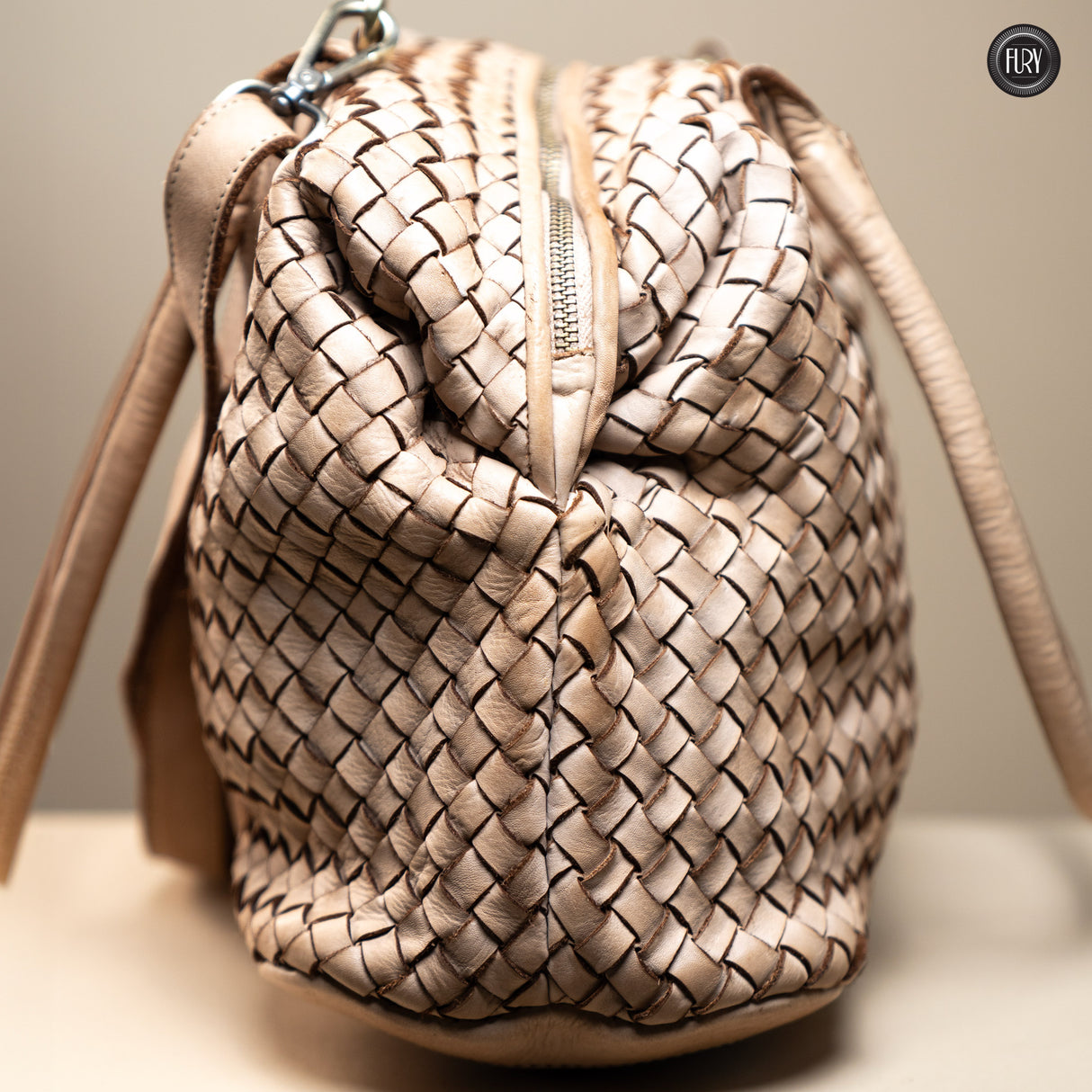 Borsa Lea in pelle intrecciata