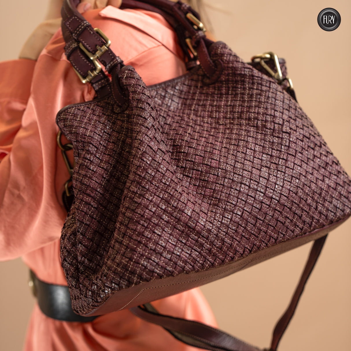 Agata bag in woven leather