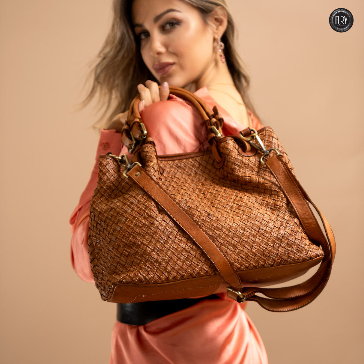 Agata bag in woven leather