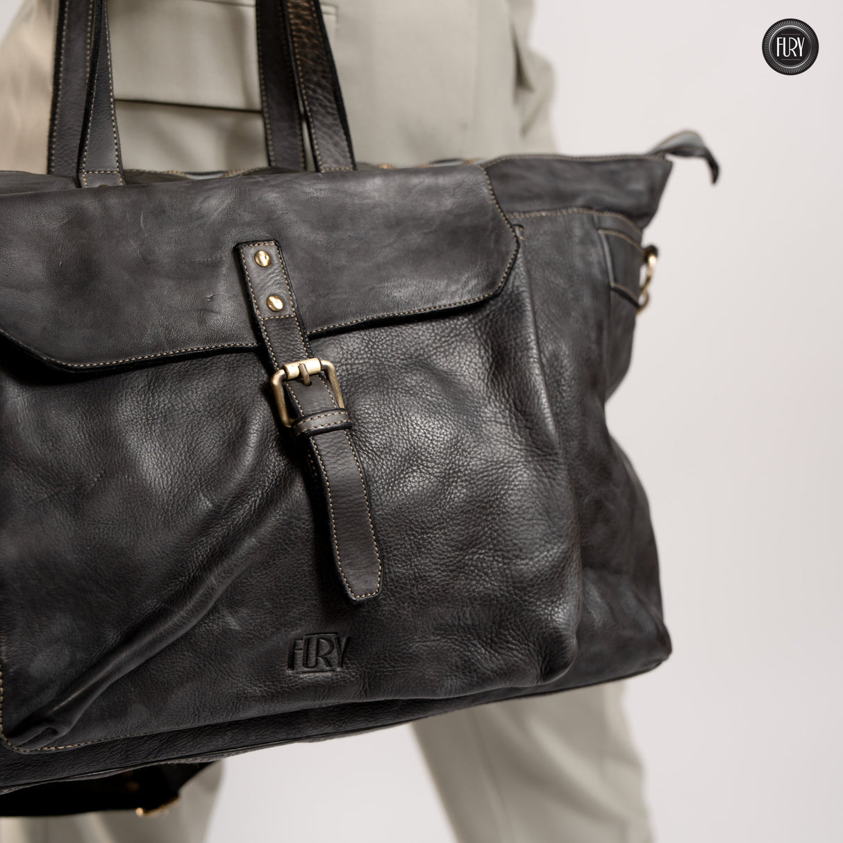 Dante leather bag