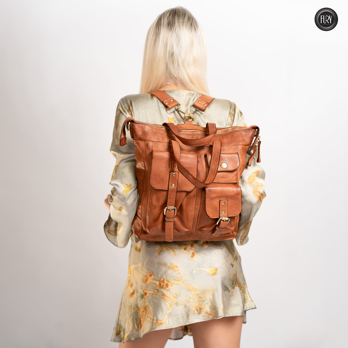 Lucca backpack in leather