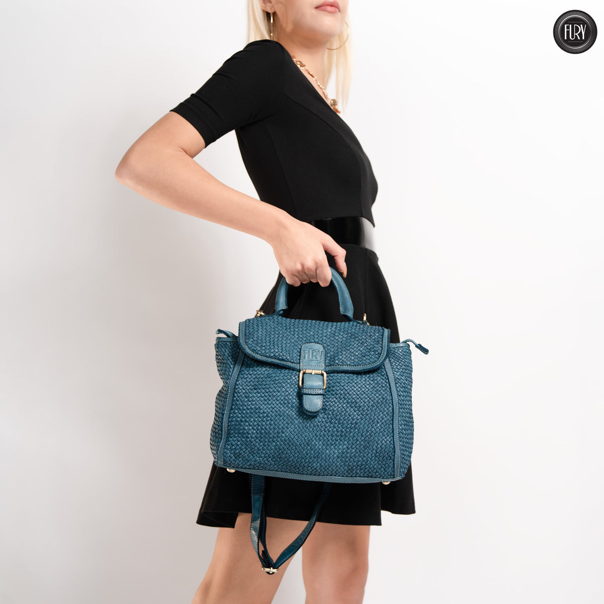 Camilla bag in woven leather