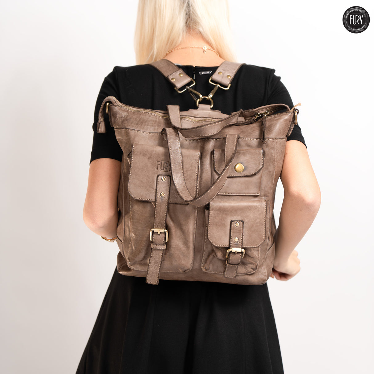 Lucca backpack in leather