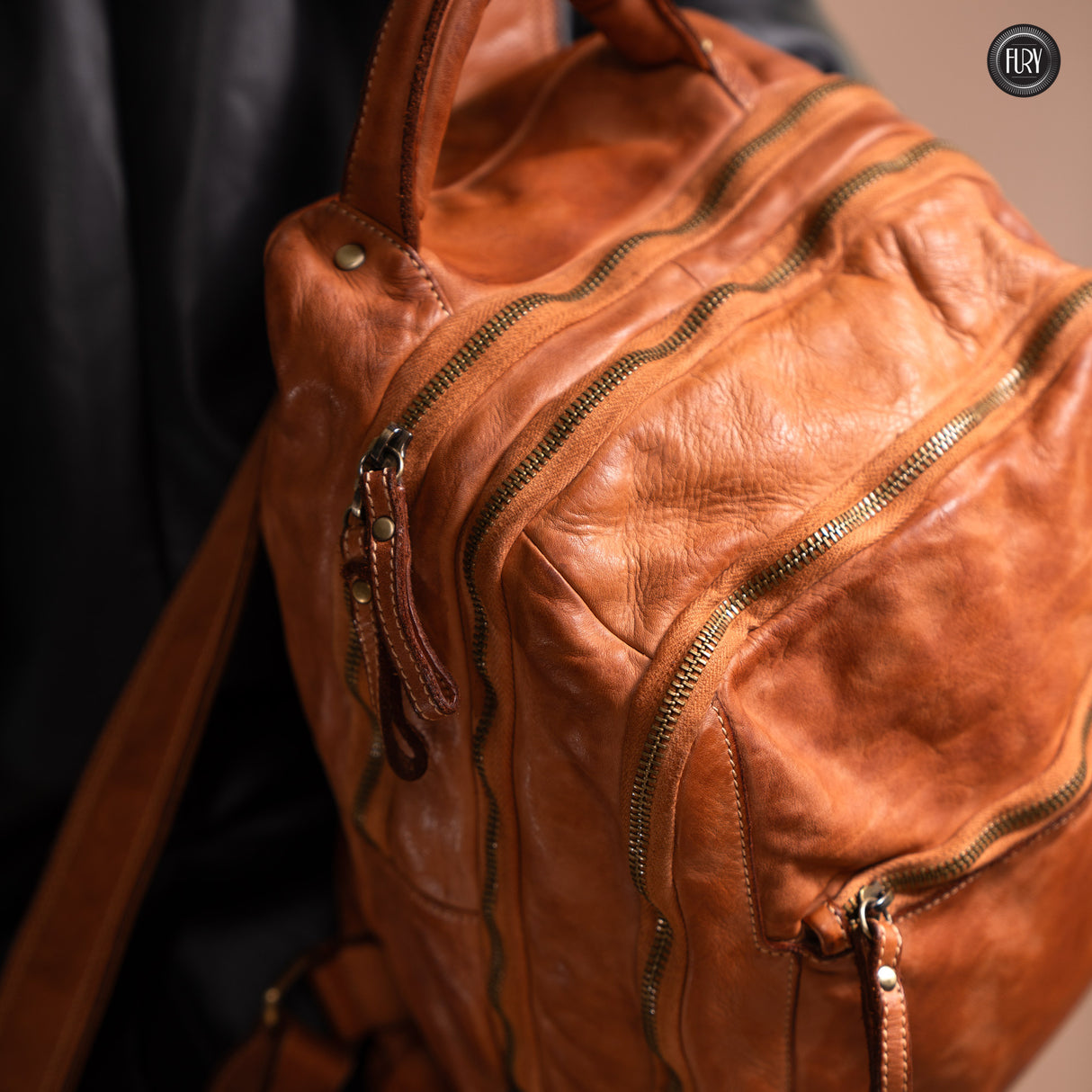 Darwin man/woman leather backpack