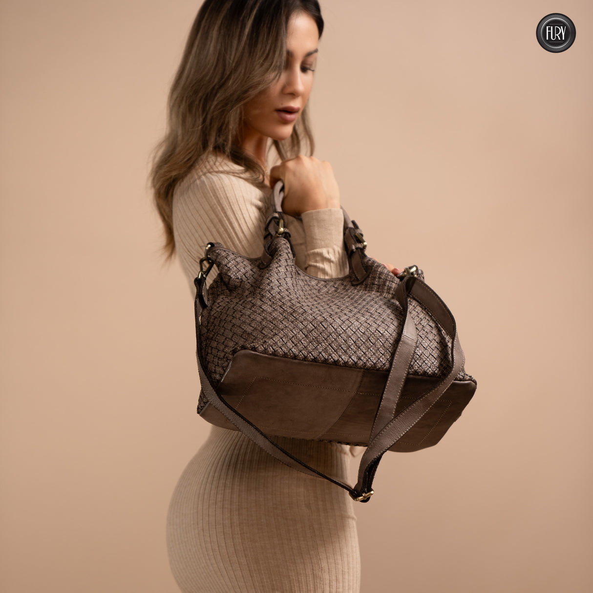 Agata bag in woven leather