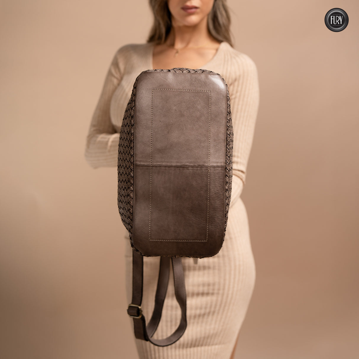 Agata bag in woven leather