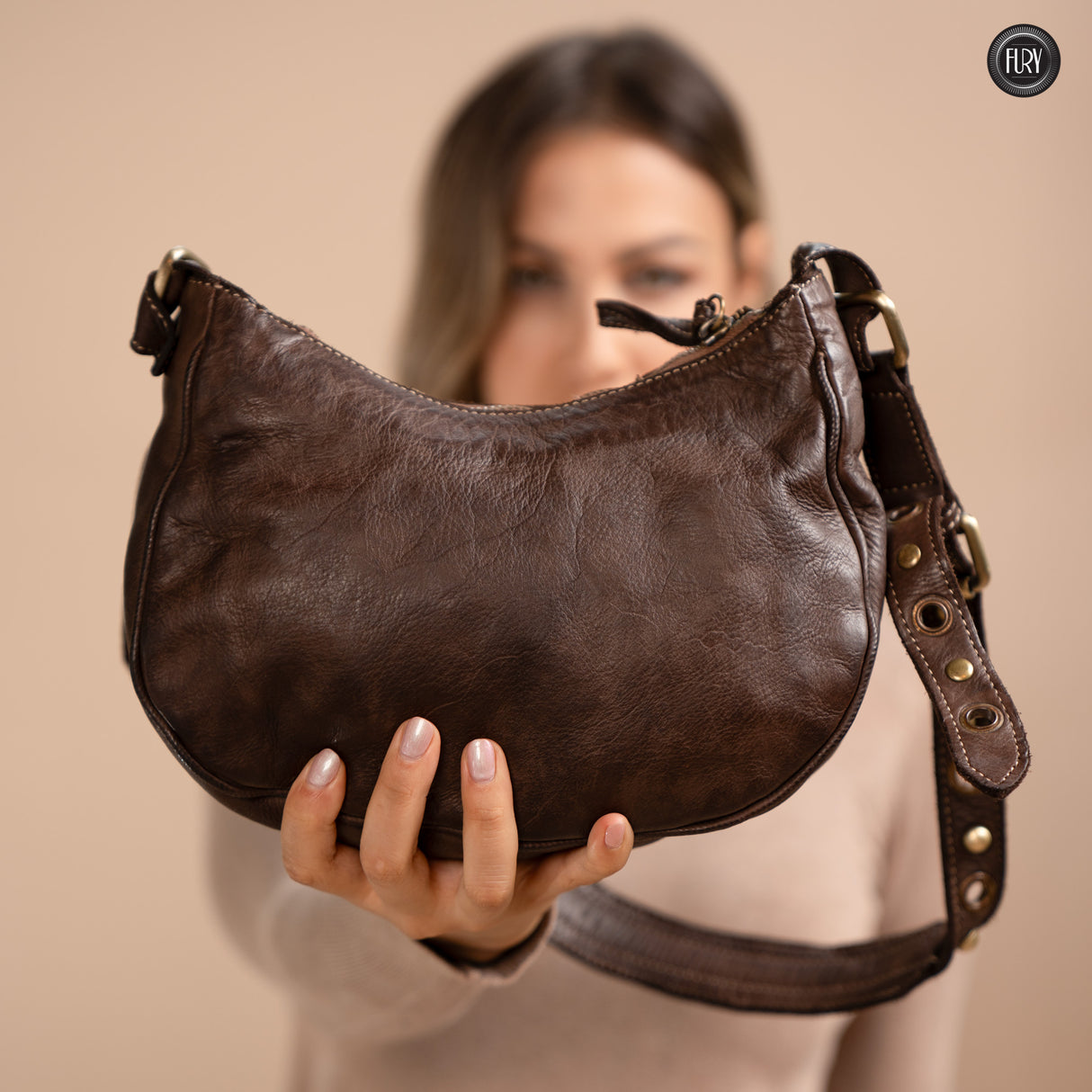 Clea leather handbag 