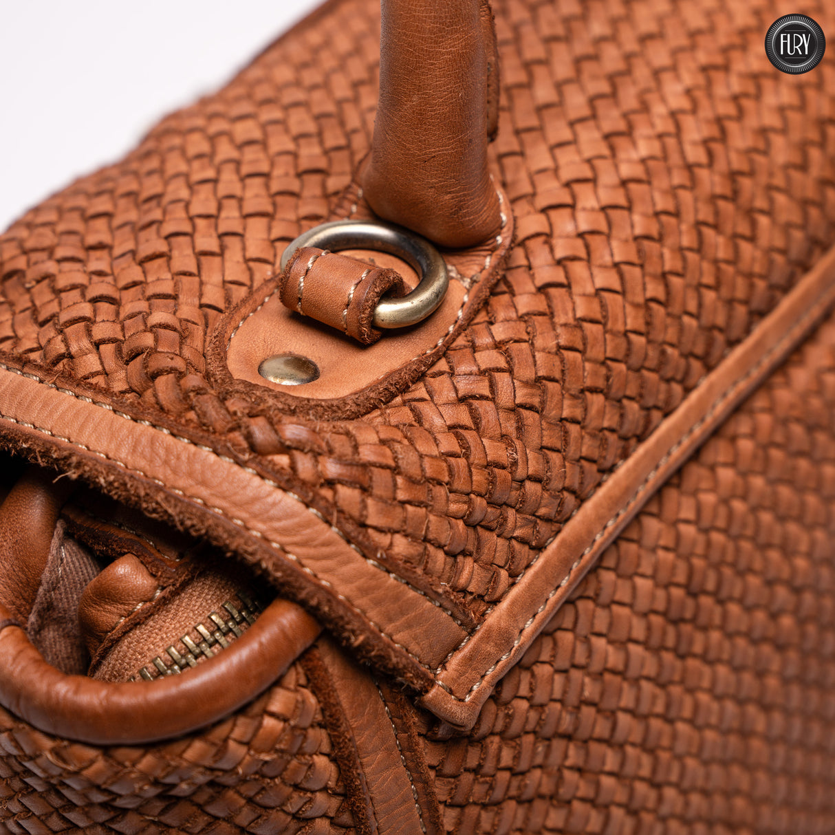 Camilla bag in woven leather