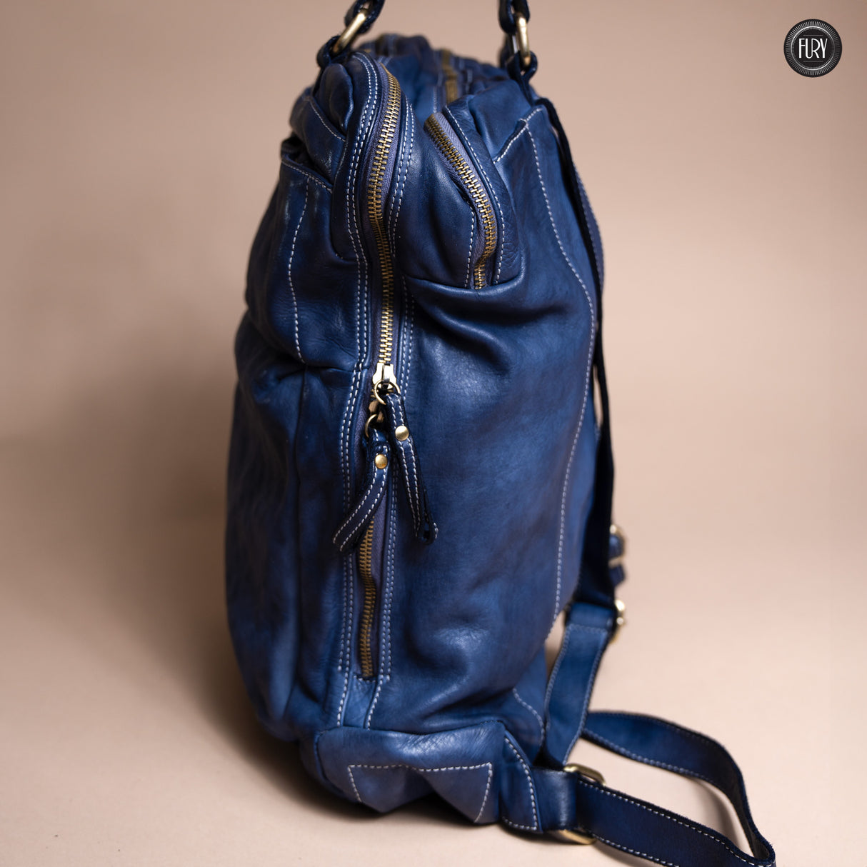 Daily unisex backpack in leather