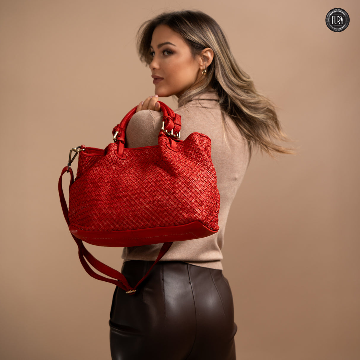 Agata bag in woven leather