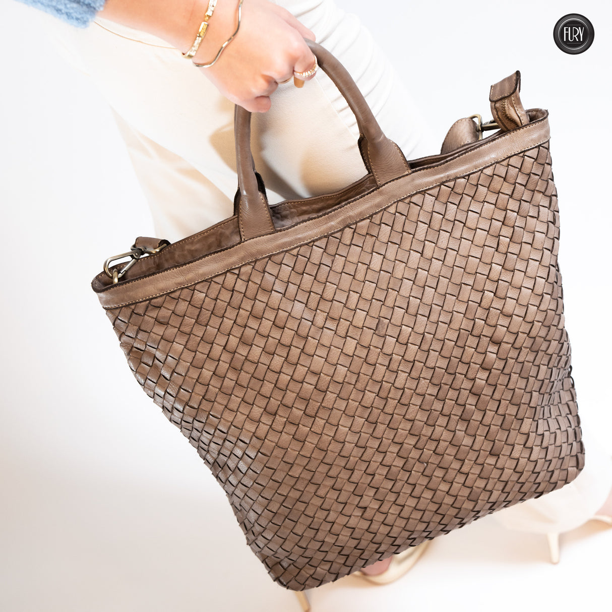 Virginia maxi bag in woven leather