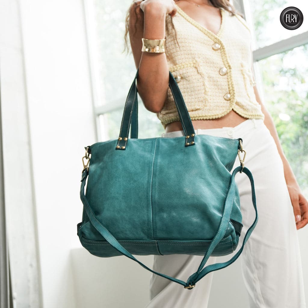 Borsa a spalla Clelia in pelle Fury#colore_ottanio