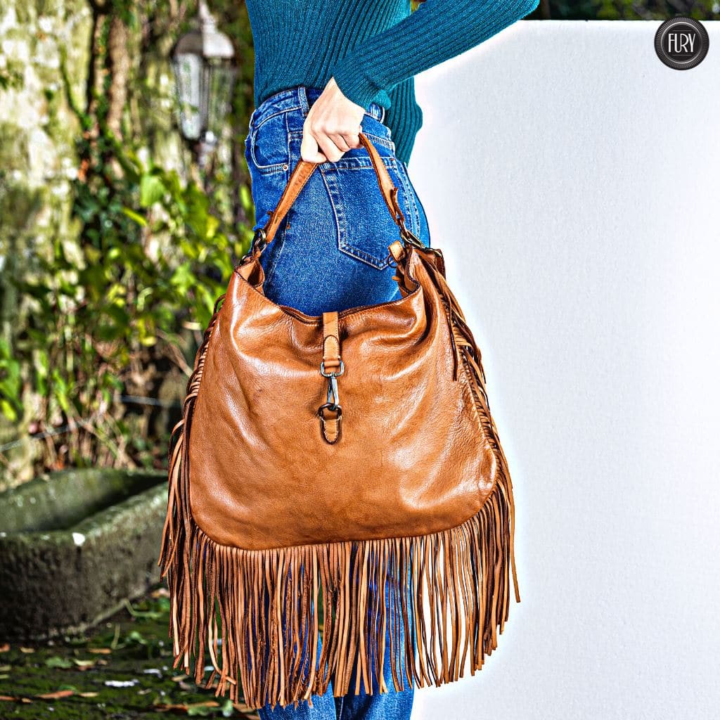 Borsa a spalla in pelle vintage con frange lunghe Fury Bags#colore_cuoio