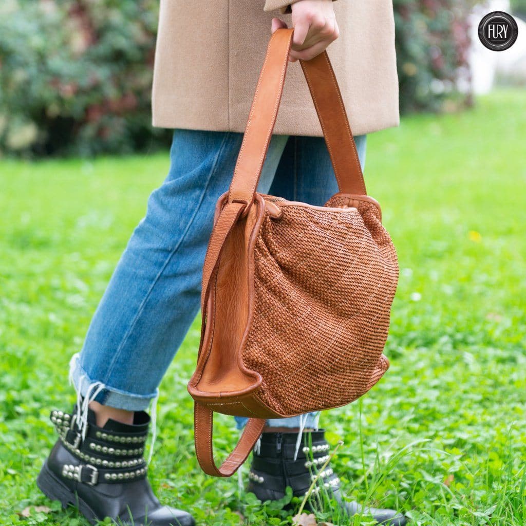 Borsa Rubi in pelle intrecciata Fury Bags#colore_cuoio