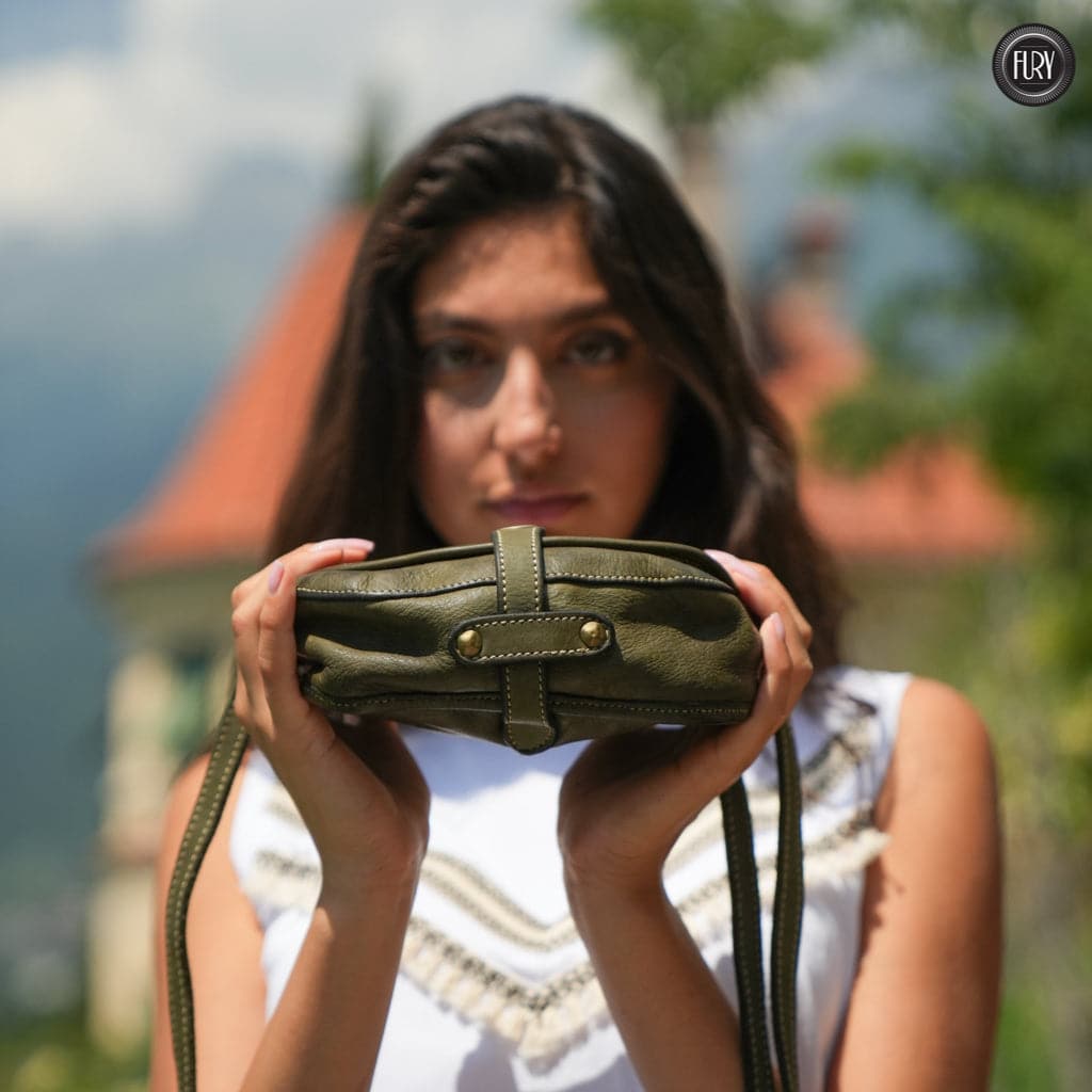 Borsetta Corinna in pelle Fury#colore_verde-militare