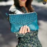 Pochette small in pelle intrecciata Fury Bags#colore_ottanio