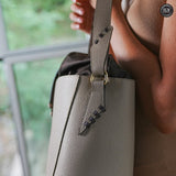 Secchiello Marta in pelle Fury#colore_taupe