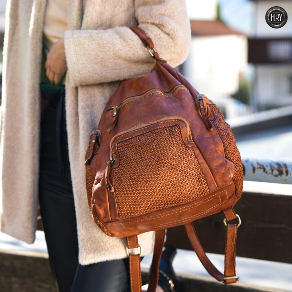 Multi pocket backpack in woven leather Fury